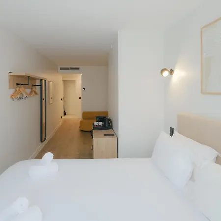 Pop 2night Paris - Self Check-in Hotel 4*